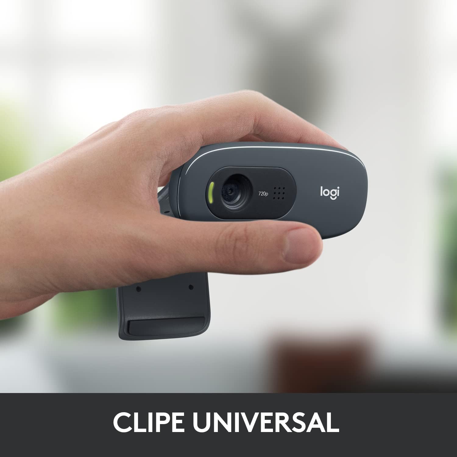 Logitech HD Webcam C270 HD Webcam with Built-In Microphone USB Skype MSN Facebook Black (Central Europe Version)