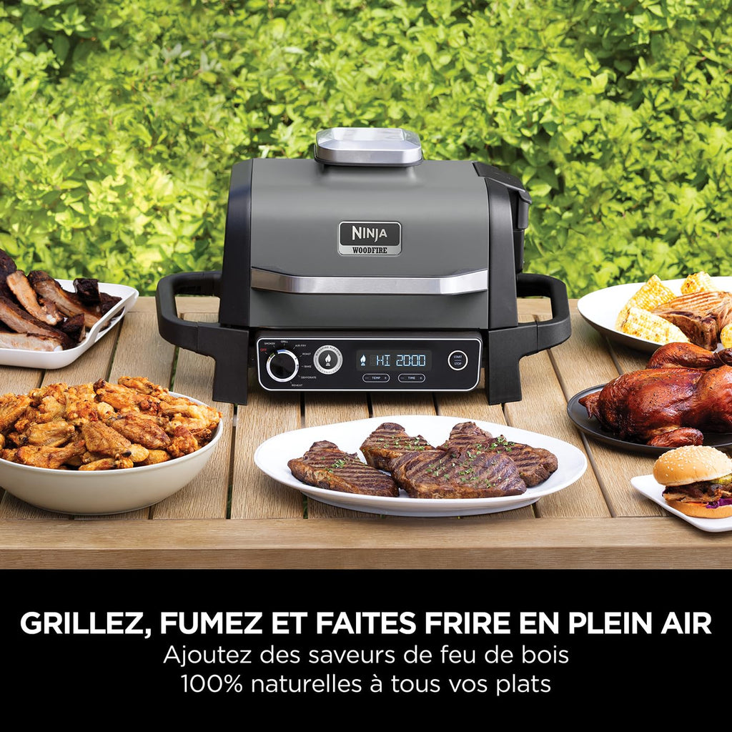 Ninja Woodfire Pro Connect XL BBQ Électrique Grill & Fumoir, Contrôle via App, Sonde Numérique, Grill Extérieur 7-en-1 & Friteuse sans huile, Pellets de Bois, Résistant aux Intempéries, Noir OG901EU